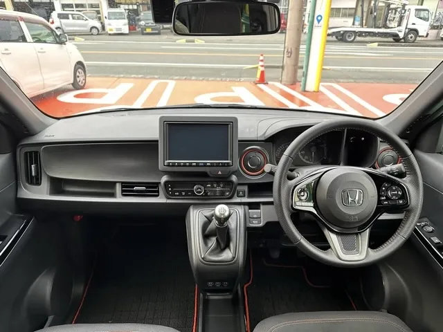 N-ONE(ホンダ)ＲＳ ６ＭＴ中古車 5