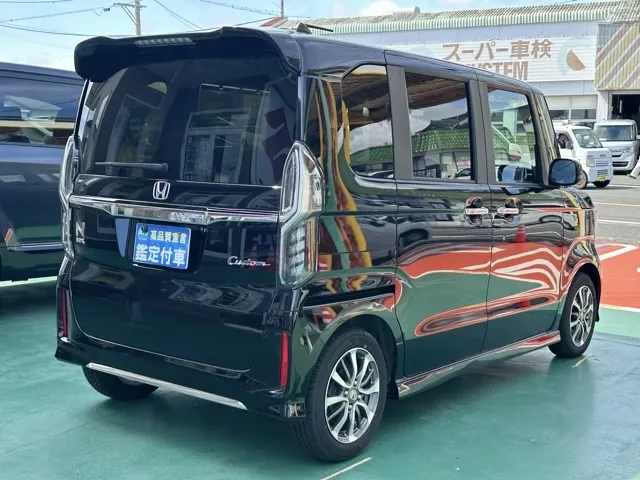 N-BOX(ホンダ)Ｌ届出済未使用車 13