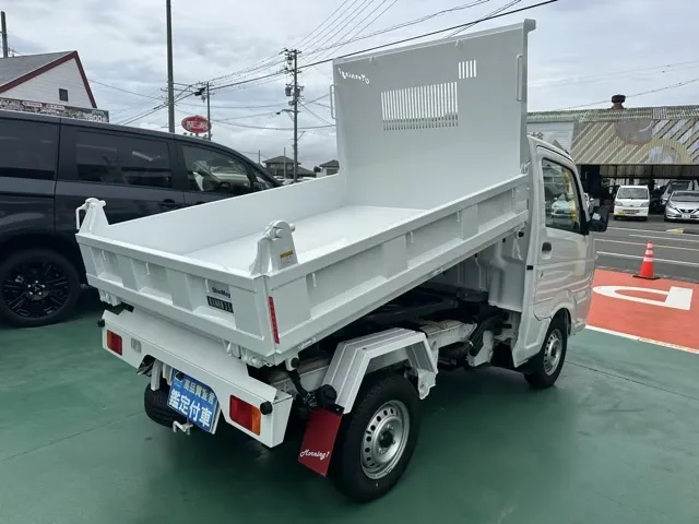 クリッパートラック(ニッサン)電動ダンプ 4WD 5MT届出済未使用車 10