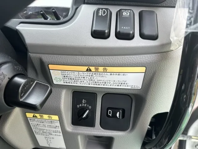 キャンター(三菱)全低床キョウカダンプ ３ｔ　コボレーンレンタ登録済未使用車 17