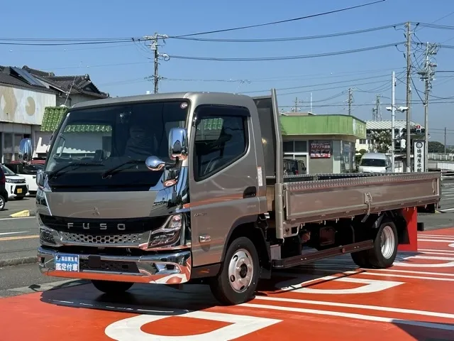 キャンター(三菱)平ボディ 2ｔワイドロング MT 1ナンバー車登録済未使用車 1
