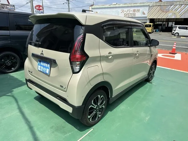 eKクロス(三菱)ＥＶ Ｐディーラ-試乗車 9