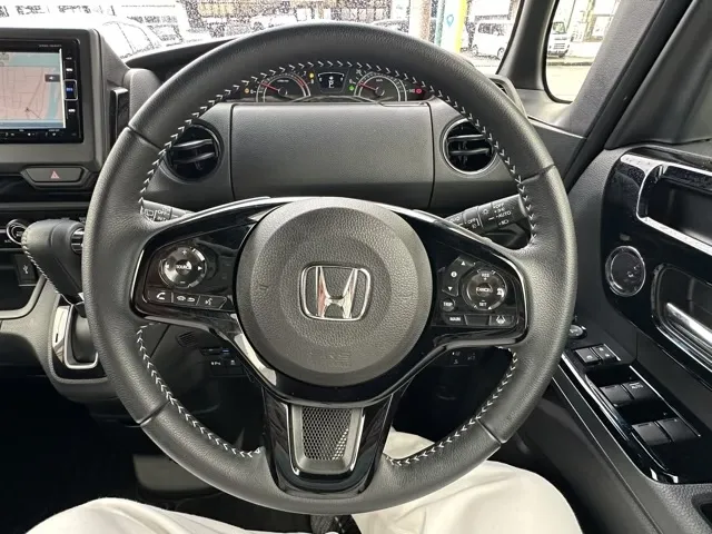 N-BOX(ホンダ)Ｌターボ中古車 11