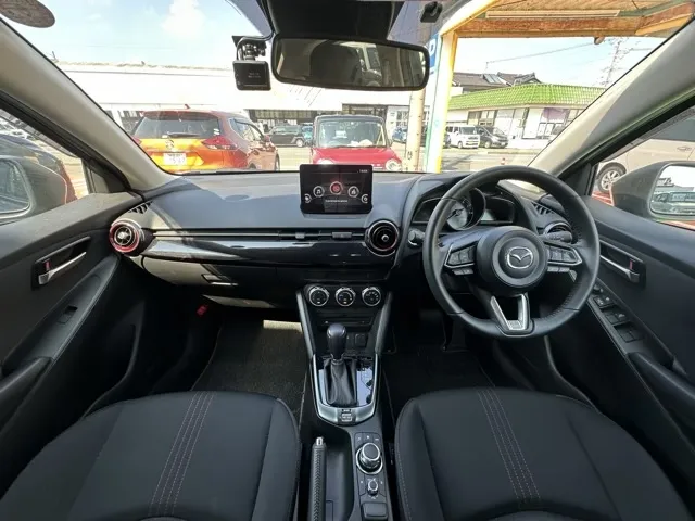 MAZDA2(マツダ)15スポルト中古車 5