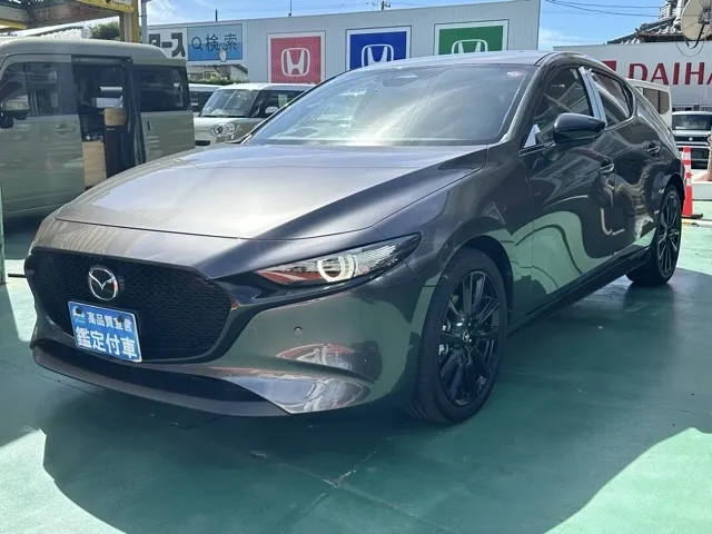 MAZDA3(マツダ)XD ブラックトーンエディション登録済未使用車 1