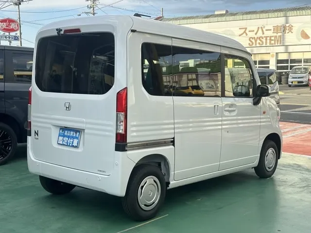 N-VAN(ホンダ)Lタイプ AT ４WD届出済未使用車 10