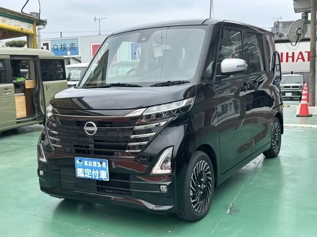 ルークス(ニッサン)ハイウェイスターX アーバンクロム届出済未使用車 1