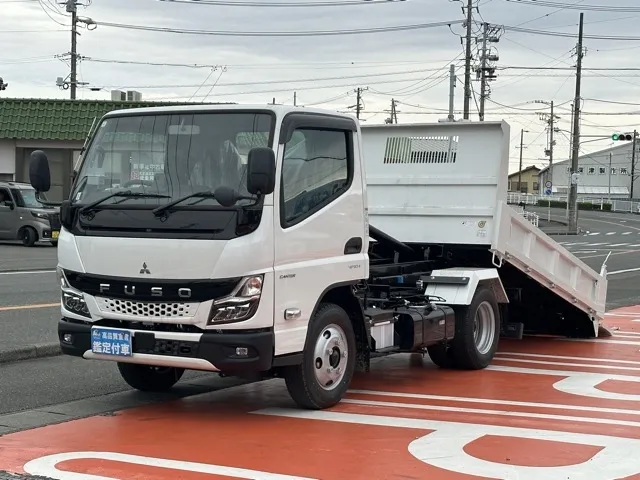 キャンター(三菱)３ｔ ローダースライドダンプレンタ登録済未使用車 1