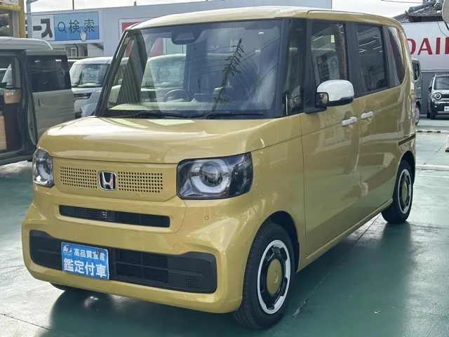 N-BOX(ホンダ)N-BOX ファッションスタイル コンフォートＰ届出済未使用車 1