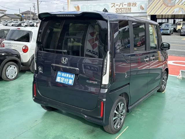 N-BOX(ホンダ)N-BOXカスタム届出済未使用車 11