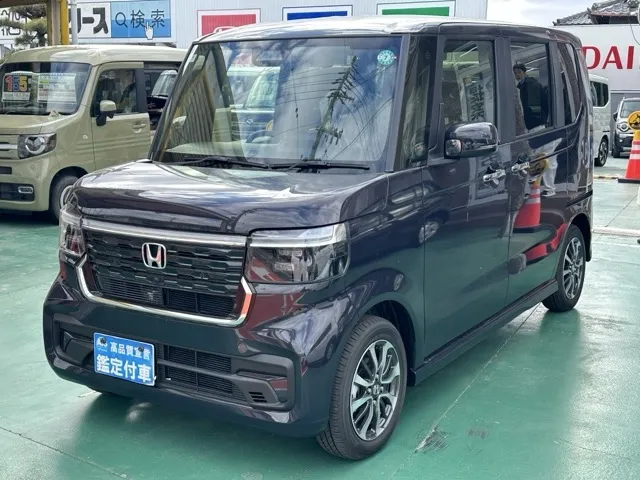 N-BOX(ホンダ)N-BOXカスタム届出済未使用車 1