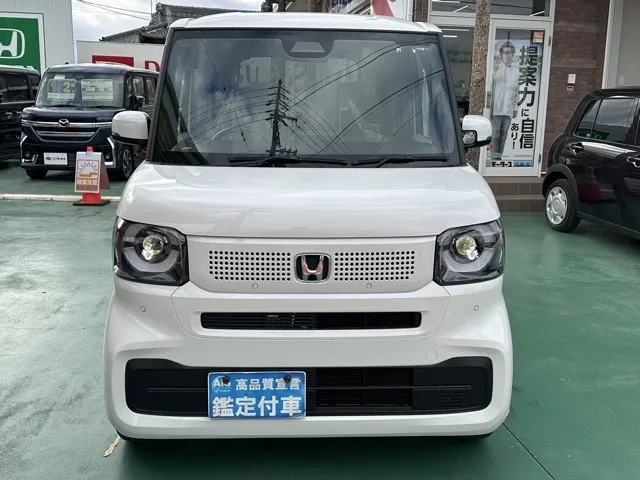 N-BOX(ホンダ)N-BOX コンフォートＰ届出済未使用車 24