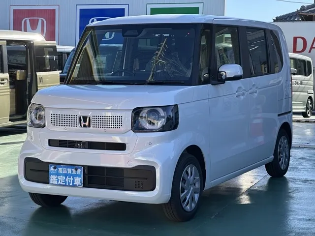 N-BOX(ホンダ)N-BOX コンフォートＰ届出済未使用車 1