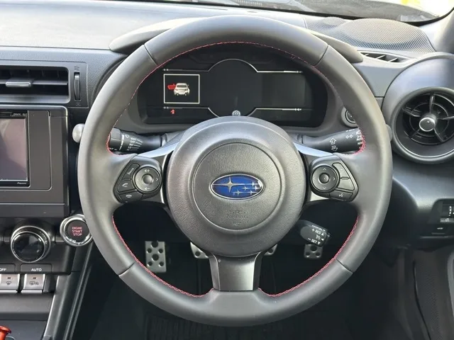 BRZ(スバル)R 6MT中古車 5