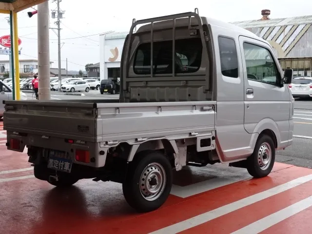 キャリートラック(スズキ)スーパーキャリイX 4WD ATﾃﾞｨｰﾗｰ試乗車 5