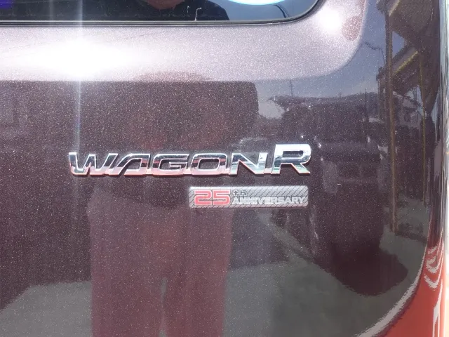 ワゴンR(スズキ)ハイブリッド　ＦＸリミテッド　25周年記念車　全方位カメラディーラー試乗車 12